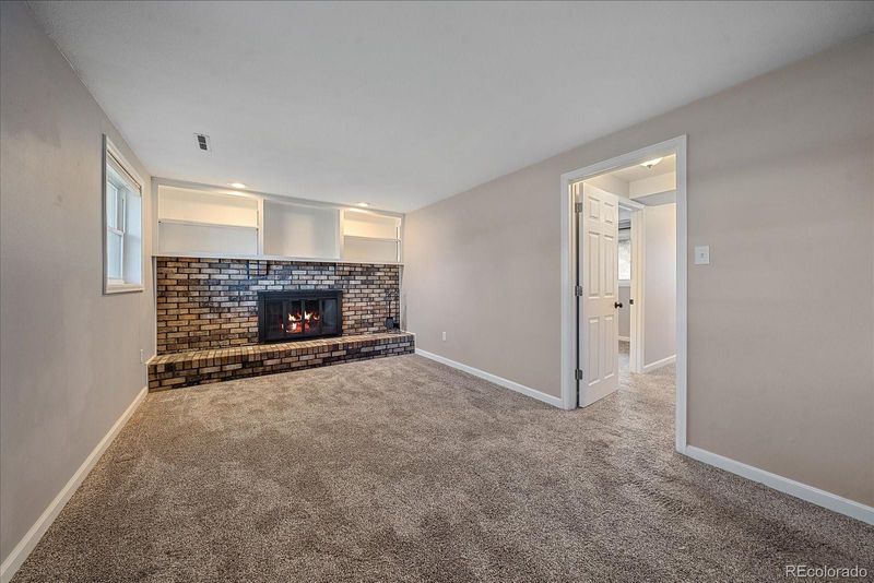 2536 S Dawson Ct, Aurora, CO 80014