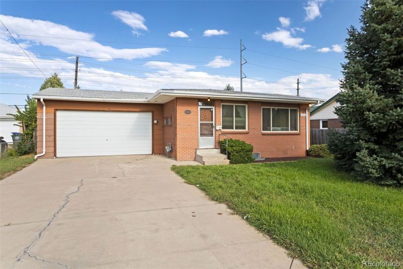 10906 Pearl St, Northglenn, CO 80233