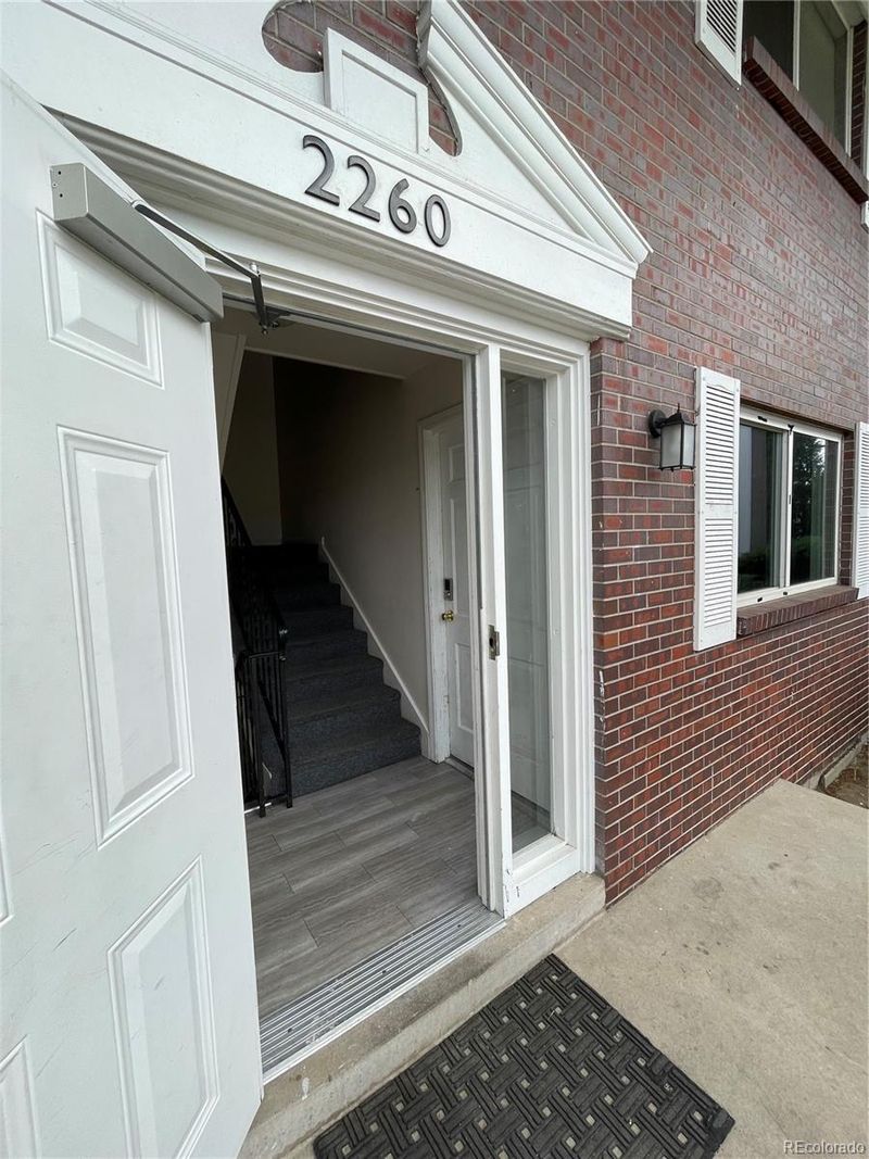 2260 S Valley Hw #2, Denver, CO 80222