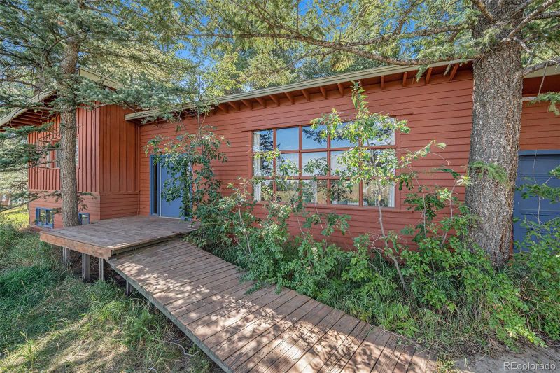 25558 Aspen Way, Golden, CO 80401
