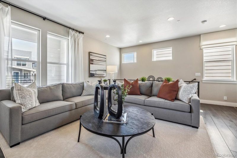 12210 Karls Ln, Northglenn, CO 80241