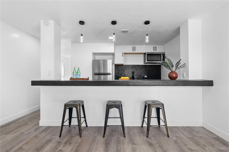 225 E 8th Ave #11, Longmont, CO 80504