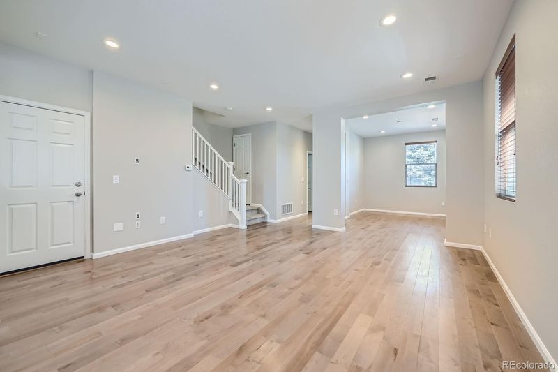 6411 S Potomac St, Englewood, CO 80111