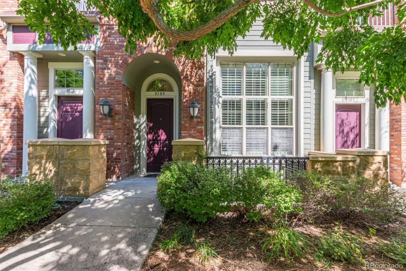9109 Kornbrust Cir, Lone Tree, CO 80124