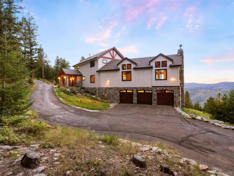 913 Saddle Ridge Dr, Evergreen, CO 80439
