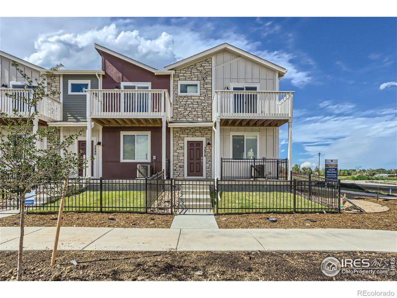 2830 South Flat Cir, Longmont, CO 80503
