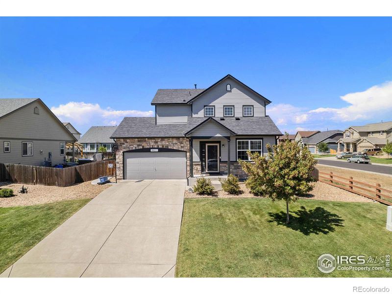 8421 Raspberry Dr, Frederick, CO 80504