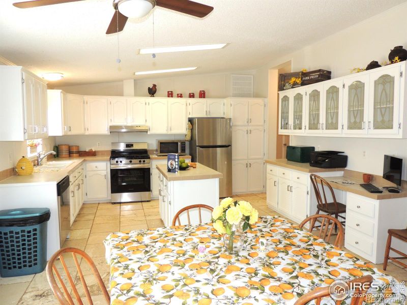 6449 County Road 21, Fort Lupton, CO 80621