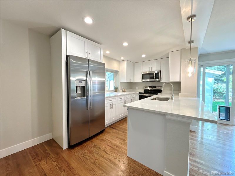813 Poplar St, Denver, CO 80220