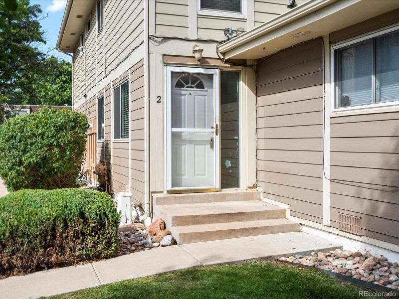 1250 S Monaco Pw #2, Denver, CO 80224