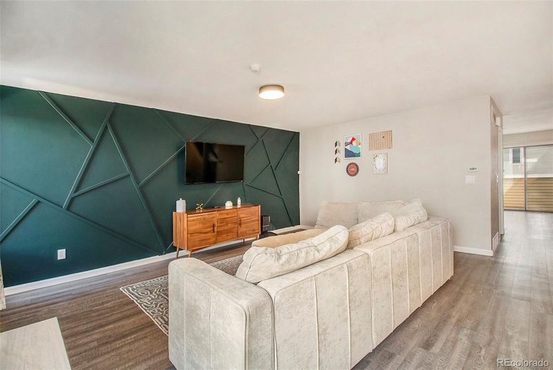 1050 S Monaco Pw #132, Denver, CO 80224