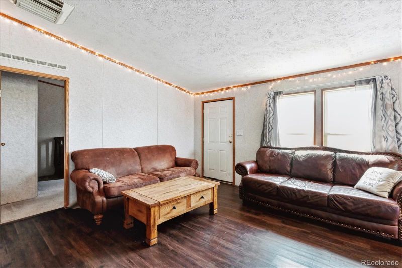 100 Ute Ave, Kiowa, CO 80117