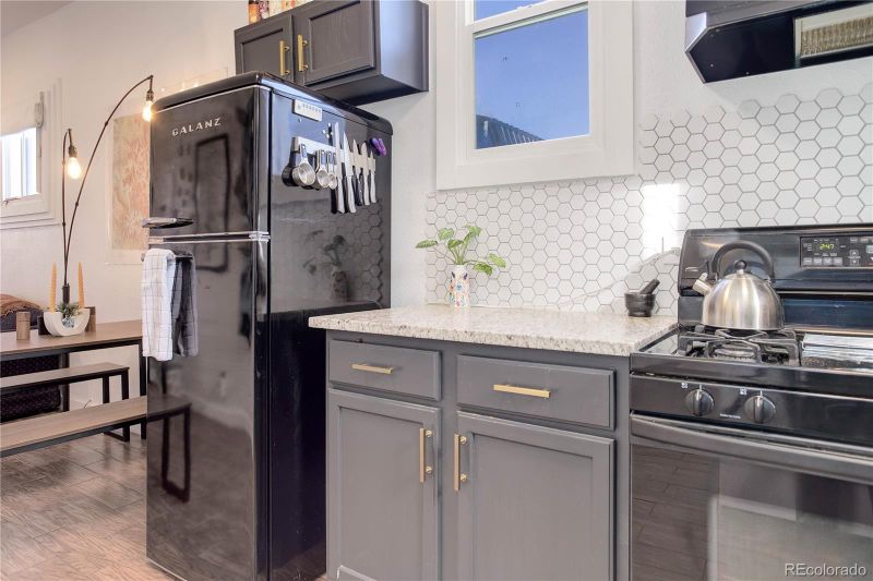 2118 E 25th Ave, Denver, CO 80205