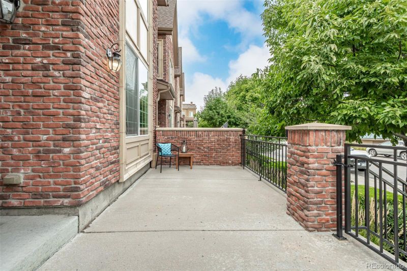 624 Green Ash St #F, Highlands Ranch, CO 80129