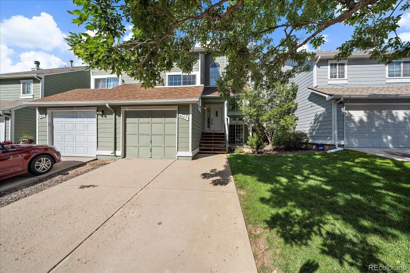 4003 S Rifle Ct, Aurora, CO 80013