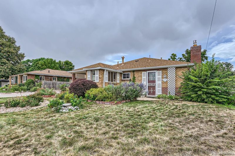 6207 S Hill St, Littleton, CO 80120
