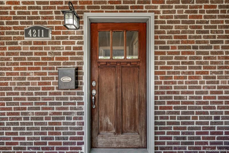 4211 Quivas St, Denver, CO 80211