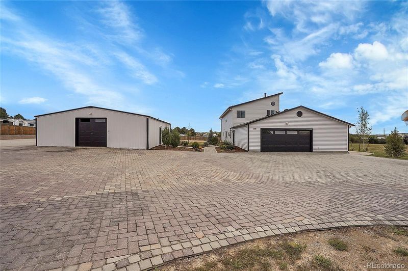 900 Nepal St, Aurora, CO 80018
