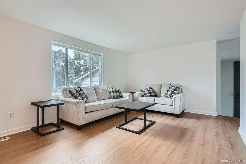 3270 S Granby St, Aurora, CO 80014