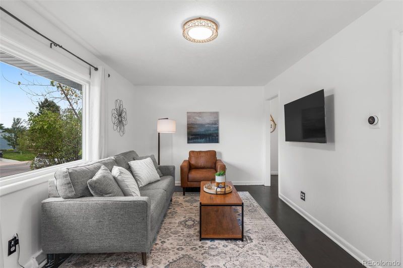 1720 S Zuni St, Denver, CO 80223