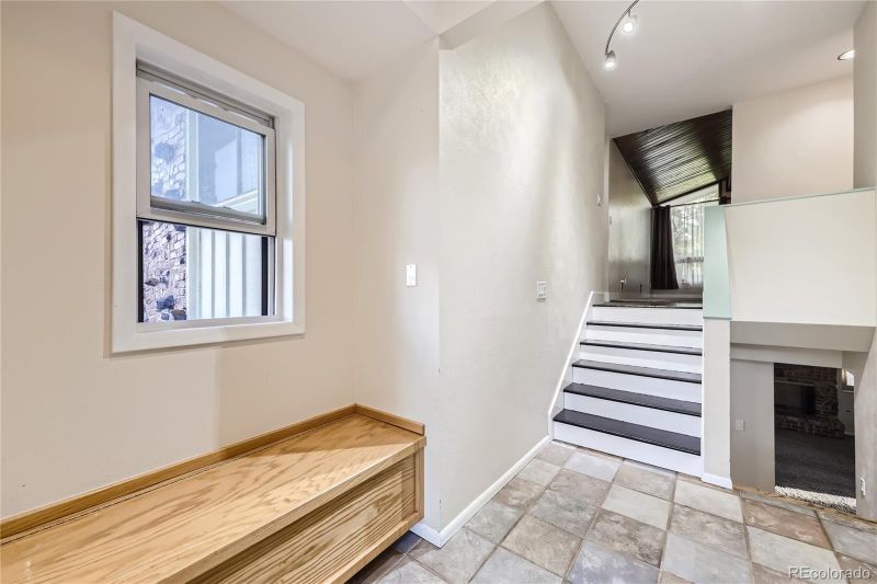 840 Country Club Ct, Broomfield, CO 80020