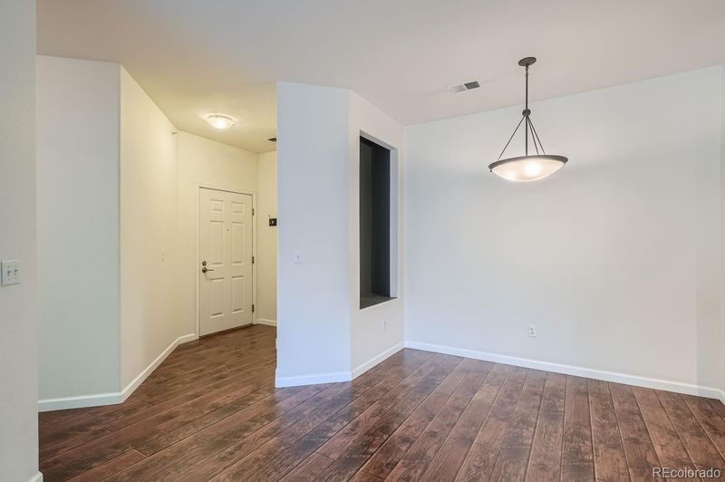 7428 S Alkire St #302, Littleton, CO 80127