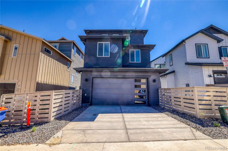 8669 Middle Fork St, Littleton, CO 80125