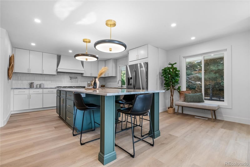 3919 S Eagle St, Aurora, CO 80014