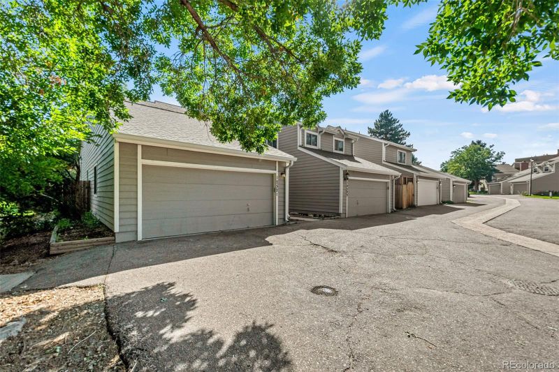 12521 E Cornell Cir, Aurora, CO 80014