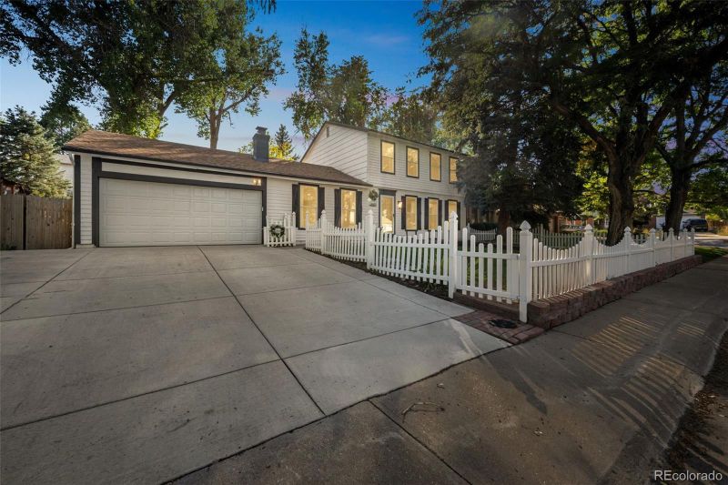 14692 Caspian Pl, Aurora, CO 80014