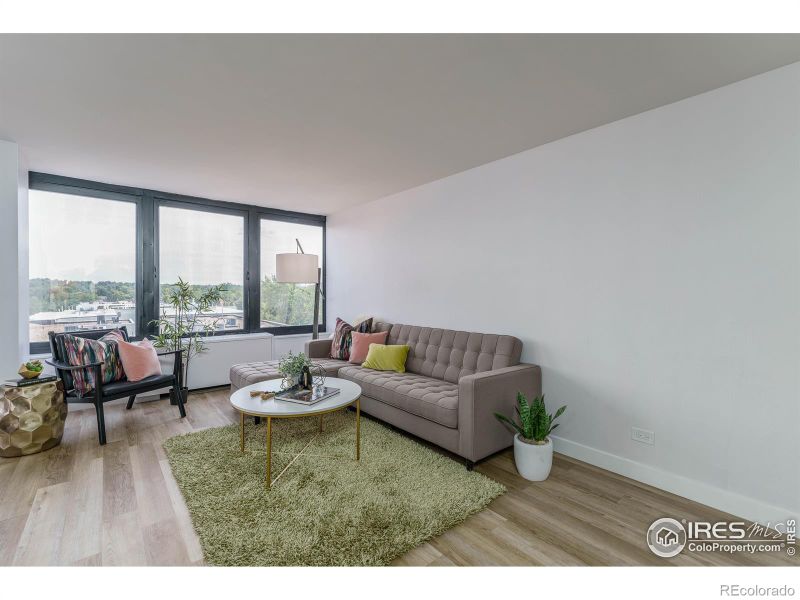 789 N Clarkson St #702, Denver, CO 80218