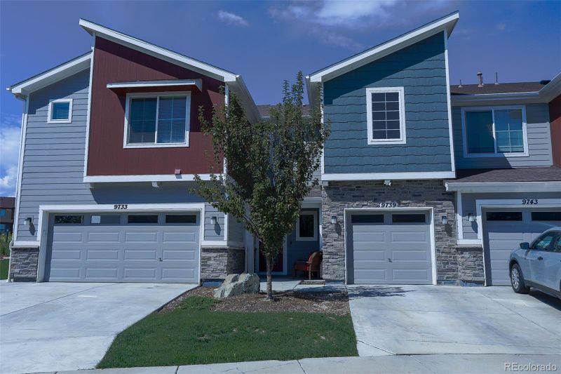 9739 Birch Ln, Thornton, CO 80229
