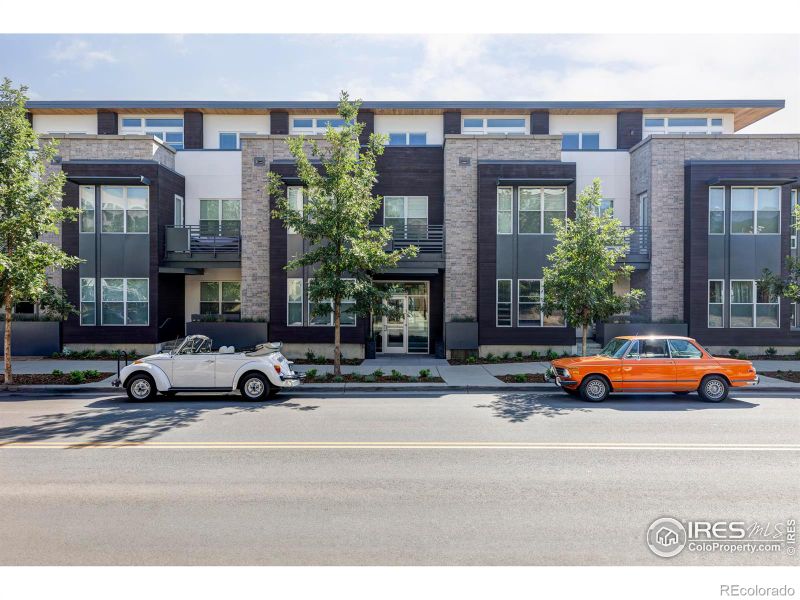 1707 Walnut St #304, Boulder, CO 80302