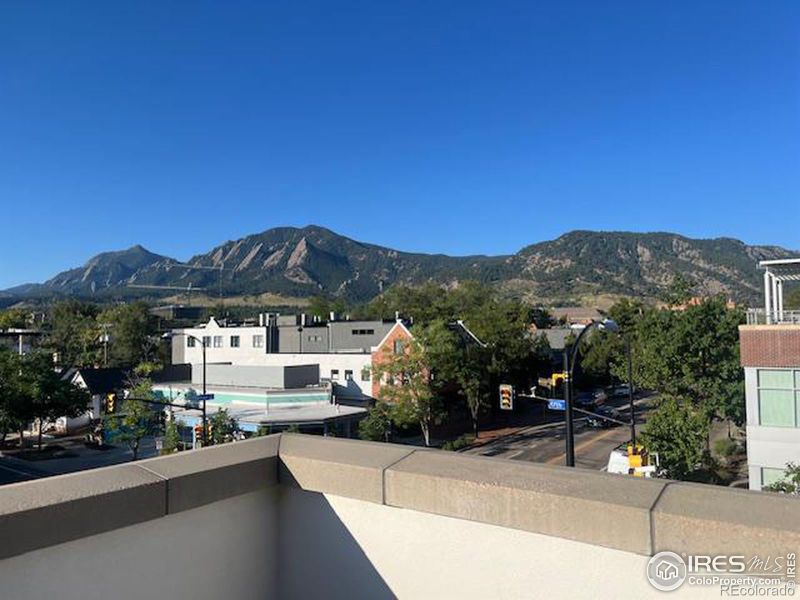1707 Walnut St #304, Boulder, CO 80302