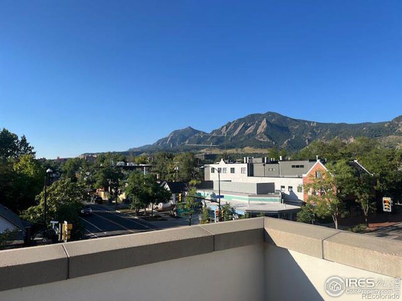 1707 Walnut St #304, Boulder, CO 80302