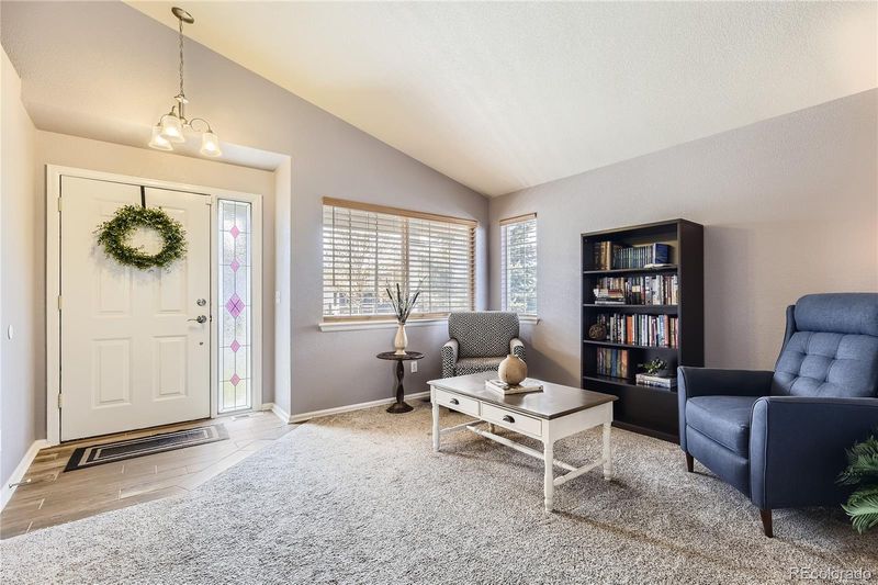 6038 S Quatar Way, Aurora, CO 80015
