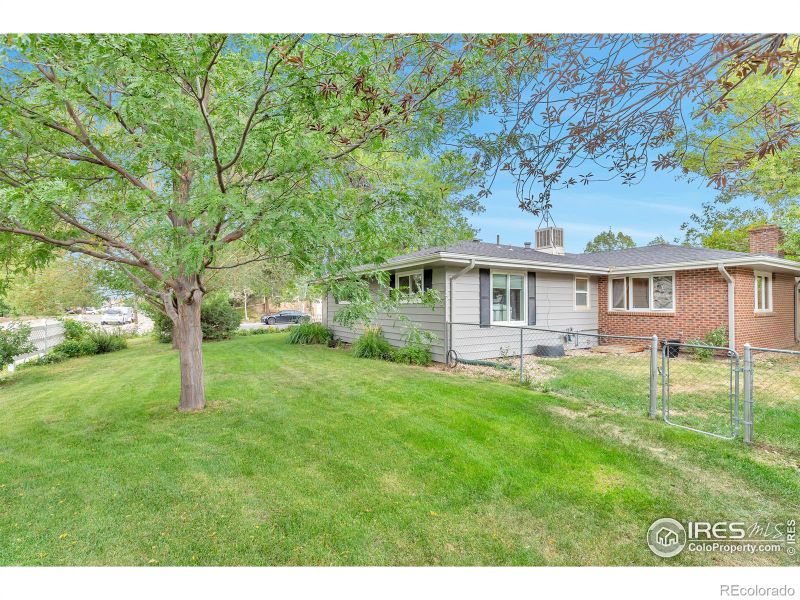 504 Graefe Ave, Ault, CO 80610