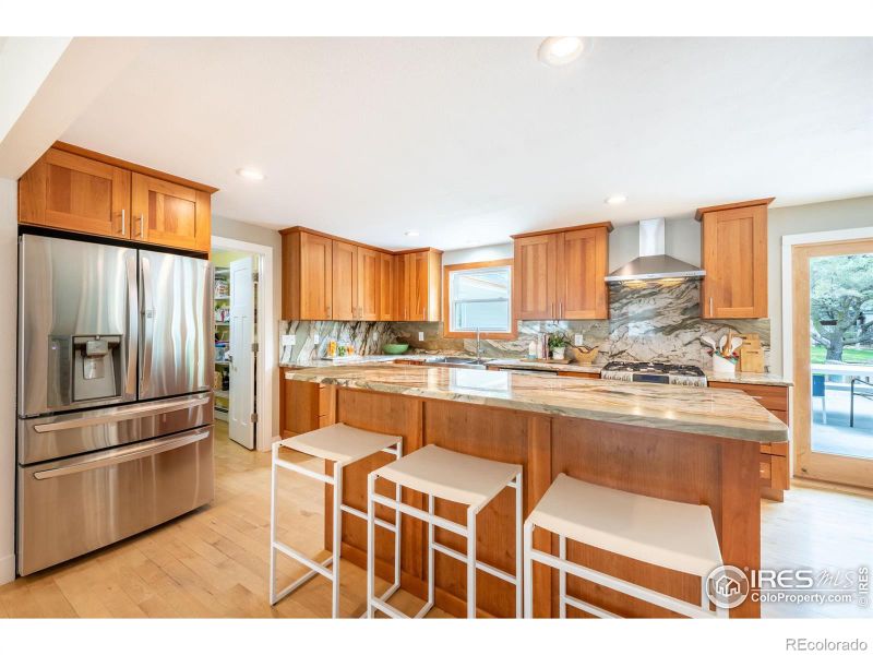 890 Cypress Dr, Boulder, CO 80303