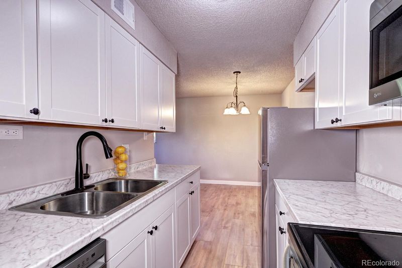 50 E Highline Cir #104, Centennial, CO 80122