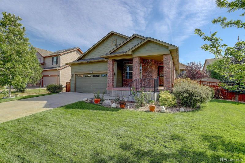 6126 N Espana St, Aurora, CO 80019