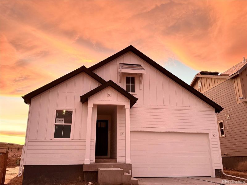 16608 W 92nd Pl, Arvada, CO 80007