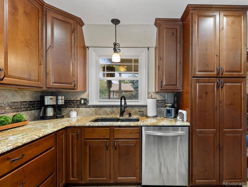 14242 E Idaho Pl, Aurora, CO 80012