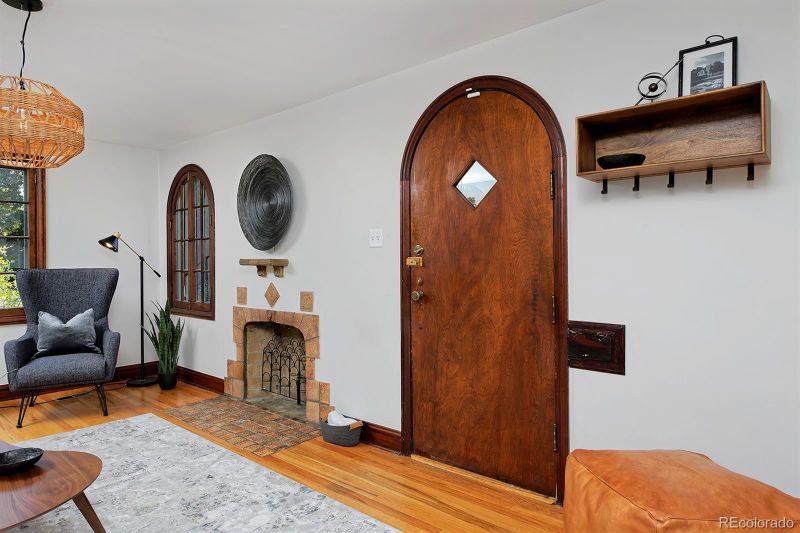 3301 W 34th Ave, Denver, CO 80211
