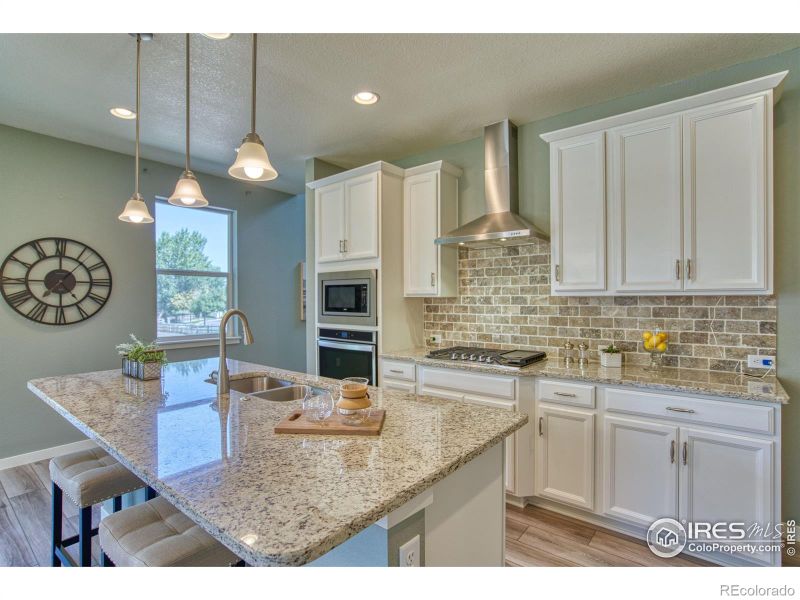 1759 35th Ave Pl, Greeley, CO 80634