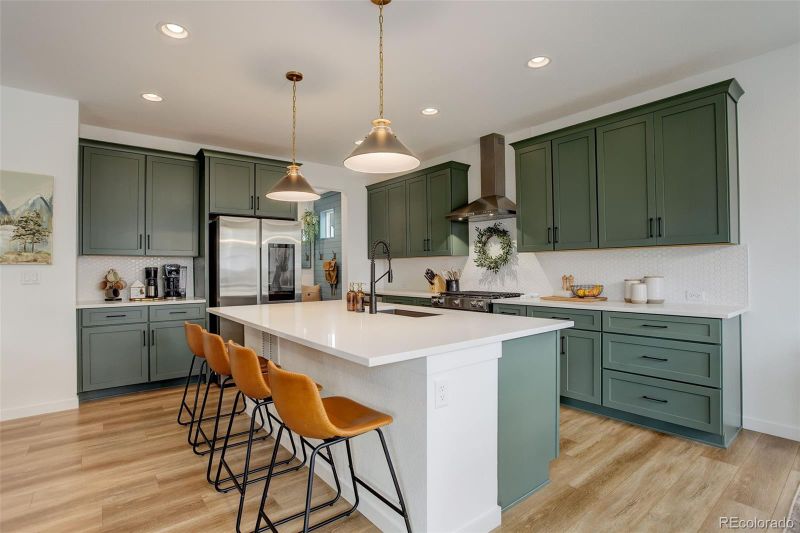 8772 Moonshimmer Trl, Littleton, CO 80125
