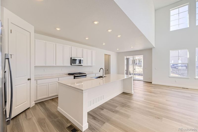 39739 Yorktown Ter, Elizabeth, CO 80018