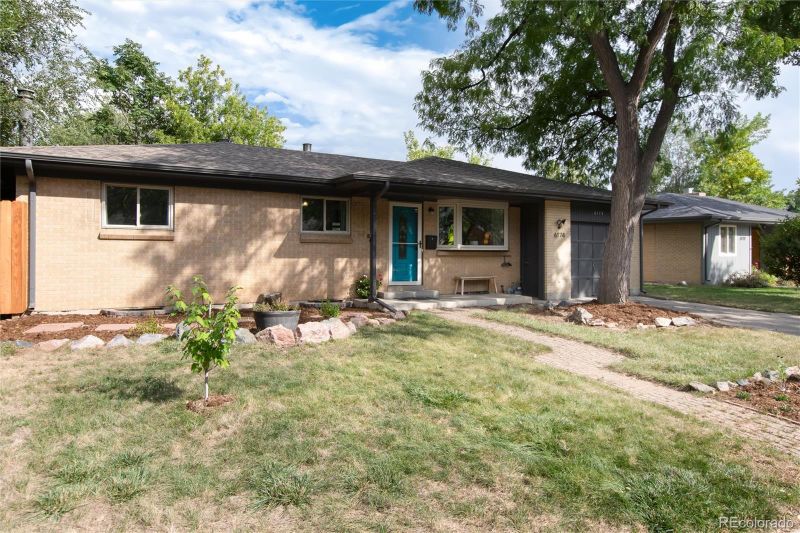 6174 Independence St, Arvada, CO 80004