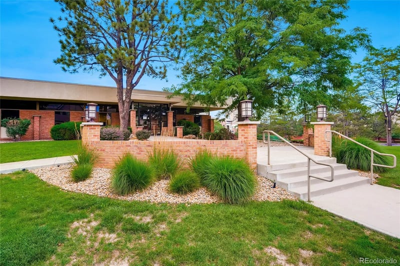 5570 Dtc Pw, Greenwood Village, CO 80111