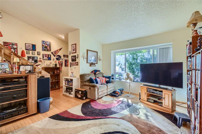 18922 E Mercer Dr, Aurora, CO 80013