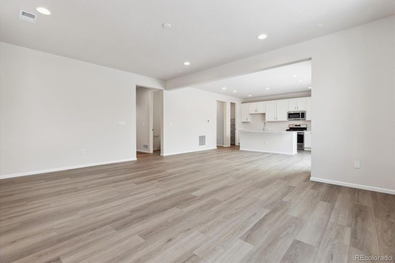 8425 Vona Ln, Littleton, CO 80125